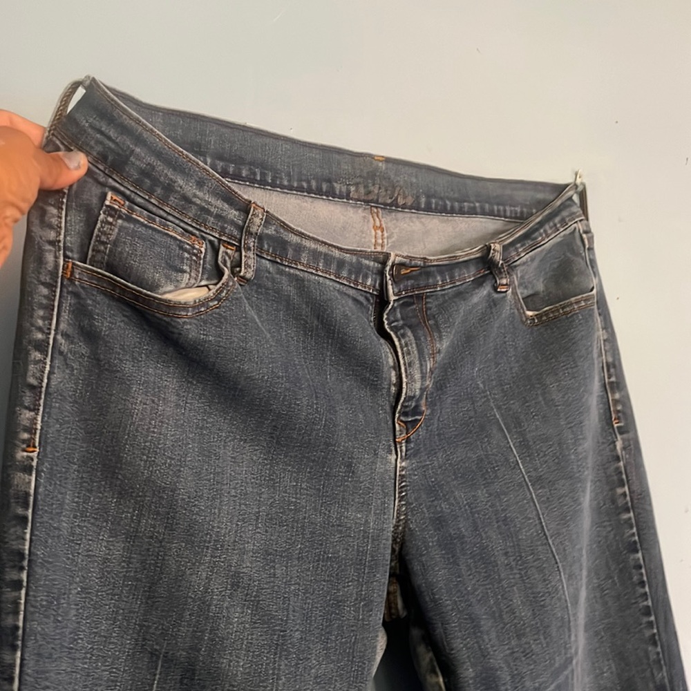 Blue jeans, bellbottoms size 18, regular Old Navy in good condition